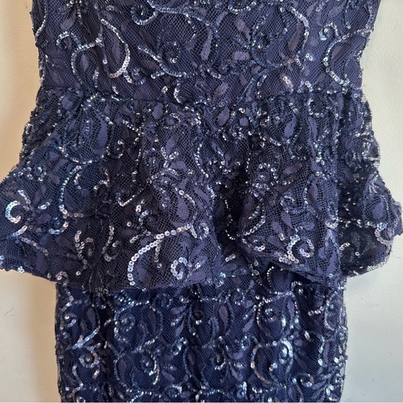 Alice + Olivia "ELISE" Sequin Lace Peplum  Cocktail Dress Above Knee‎ Size 8 - Picture 4 of 11